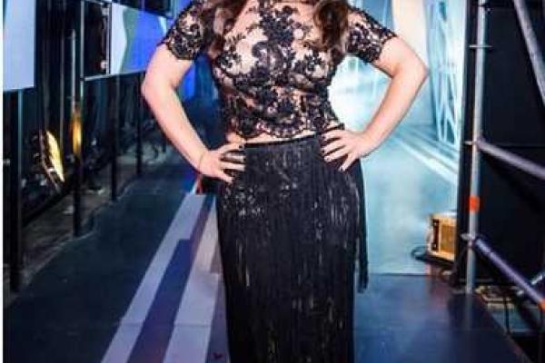 Фанаты Наташи Королевой в восторге от наряда и фигуры певицы