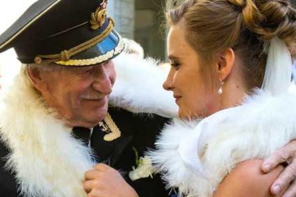 Молодая жена Ивана Краско получит все имущество актера по завещанию Молодая жена Ивана Краско получит все имущество актера по завещанию