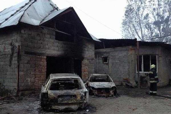 Хронология кровавых "разборок" в ромском лагере Мукачево, произошедших сегодня ночью Хронология кровавых "разборок" в ромском лагере Мукачево, произошедших сегодня ночью