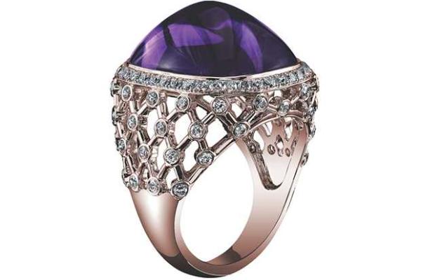 Модель и актриса Брук Шилдс займется продажей украшений