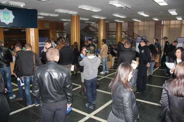 В Житомире стартовал набор в новую патрульную полицию В Житомире стартовал набор в новую патрульную полицию