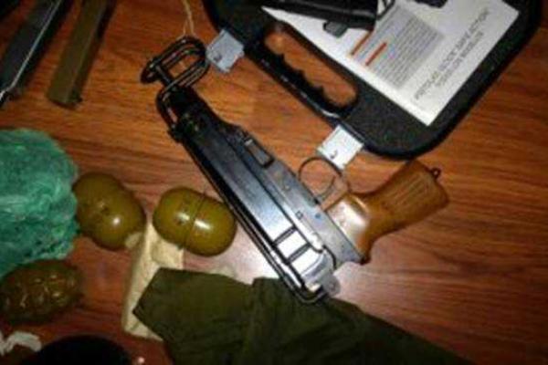 На Киевщине СБУ провела спецоперацию по перекрытию канала поступления оружия из зоны АТО На Киевщине СБУ провела спецоперацию по перекрытию канала поступления оружия из зоны АТО