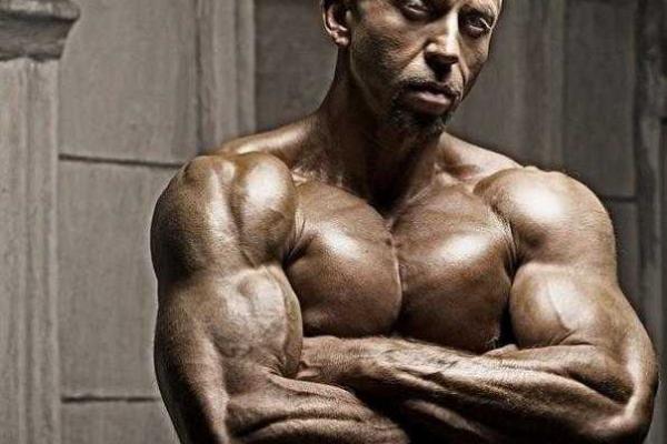 Рэпер Серега: Мы все хотим жить мирно, но нас стравливают