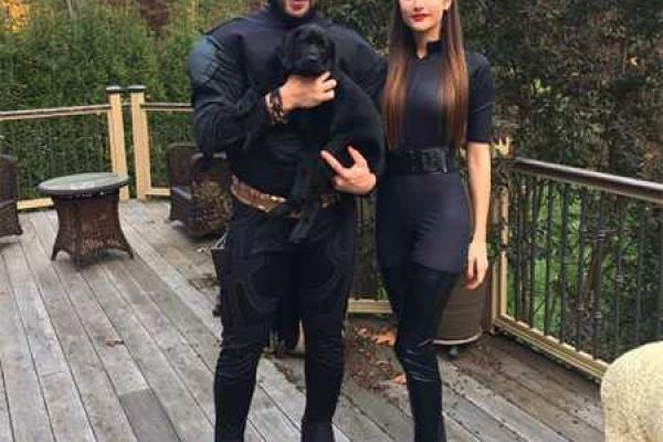 Российский хоккеист Александр Овечкин примерил костюмчик Бэтмена