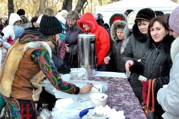 В день, когда вся Украина чтила память жертв Голодомора, в Донецке устроили веселье и гулянье В день, когда вся Украина чтила память жертв Голодомора, в Донецке устроили веселье и гулянье