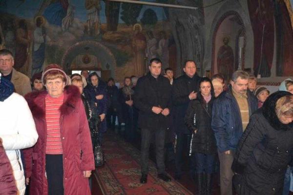 В Сумах проводят мероприятия по чествованию героев Революции Достоинства В Сумах проводят мероприятия по чествованию героев Революции Достоинства