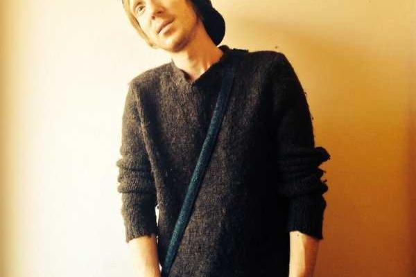 Экс-солист группы "Братья Грим" устроил драку в ресторане со своим продюсером