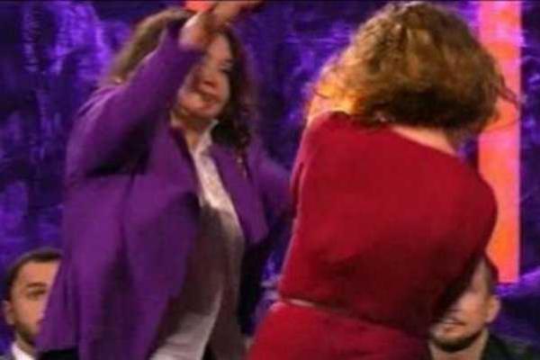 Скандал на съемочной площадке: режиссер Наталья Бондарчук ударила журналистку по голове