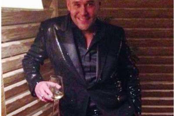 Актер Максим Аверин отпраздновал юбилей в сочинском гей-клубе