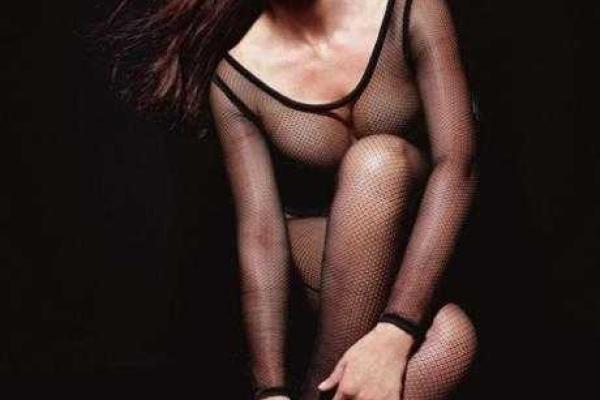 Роскошная Моника Белуччи стала героиней провокационной фотосессии