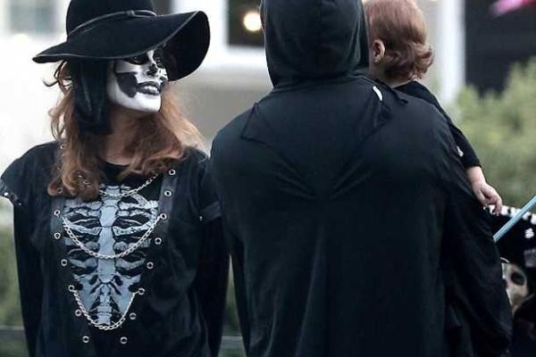 Звездная пара Райан Гослинг и Ева Мендес вышли в свет с годовалой малышкой