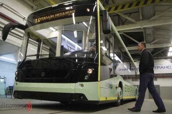 Во Львове презентовали украинский электробус Во Львове презентовали украинский электробус