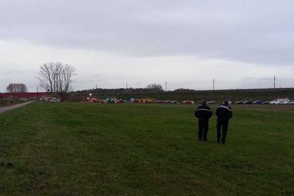 Новая трагедия во Франции: с рельсов сошел и загорелся высокоскоростной поезд