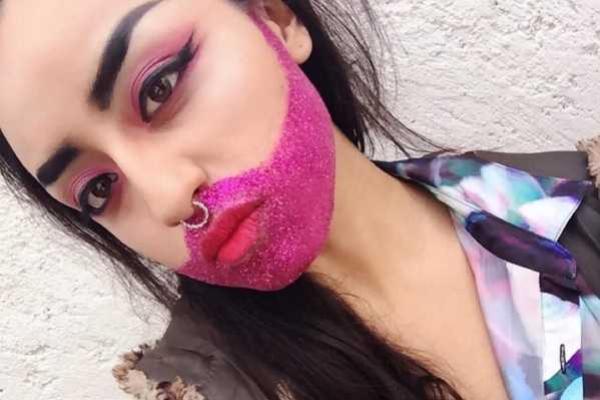 Новым рождественским хитом в Instagam стали блестящие бороды