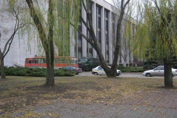 В Кривом Роге "жарко": протестующие выдвинули свои требования В Кривом Роге "жарко": протестующие выдвинули свои требования