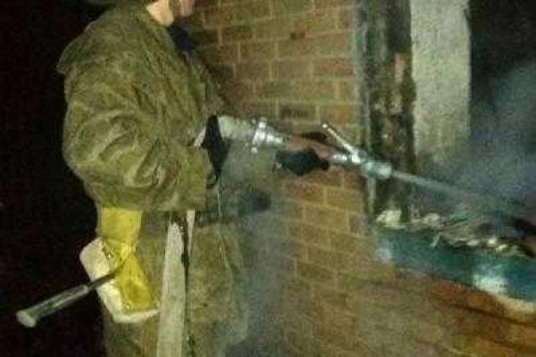 На Днепропетровщине при разборе конструкций сгоревшего дома найдены тела трех человек На Днепропетровщине при разборе конструкций сгоревшего дома найдены тела трех человек
