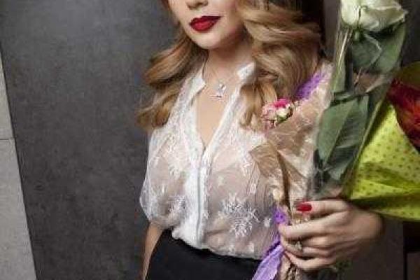 Тина Кароль очаровала зрителей на концерте в Киеве 