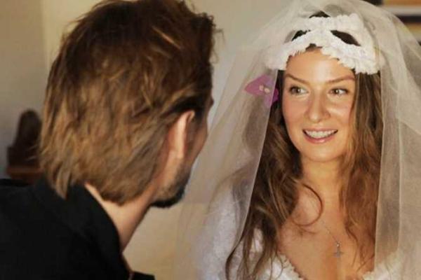 Экс-супруг выдал телеведущую Жанну Бадоеву замуж