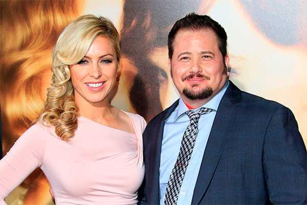 Дочь певицы Шер, ставшая мужчиной, показала публике свою возлюбленную