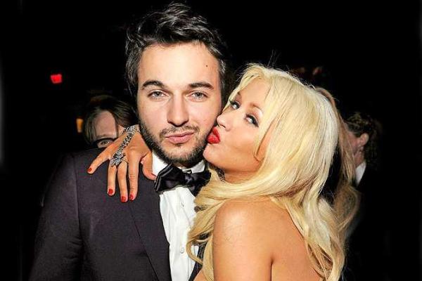 Очаровательная Кристина Агилера вновь готовится стать мамой