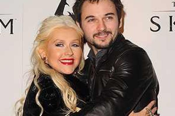 Очаровательная Кристина Агилера вновь готовится стать мамой