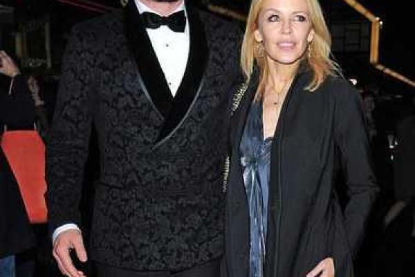 Певица Кайли Миноуг рассказала, как она счастлива с молодым возлюбленным