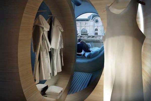 В Париже на берегу Сены появится необычный престижный отель в виде колеса обозрения