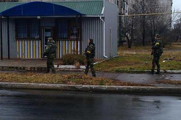 Спецгруппа провела отработку прифронтовой Авдеевки Спецгруппа провела отработку прифронтовой Авдеевки