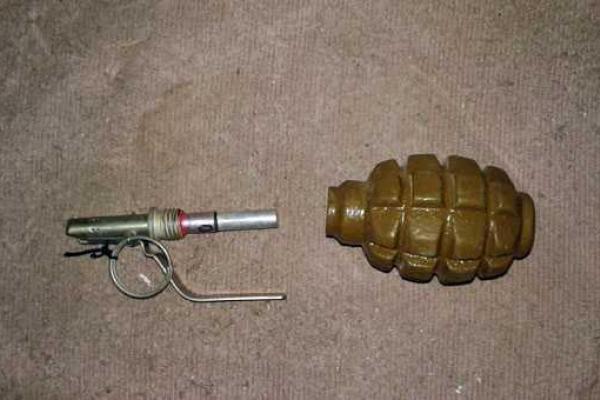 Спецгруппа провела отработку прифронтовой Авдеевки Спецгруппа провела отработку прифронтовой Авдеевки