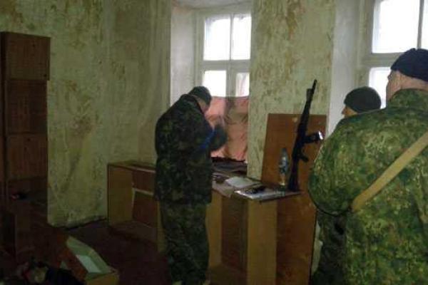 Спецгруппа провела отработку прифронтовой Авдеевки Спецгруппа провела отработку прифронтовой Авдеевки