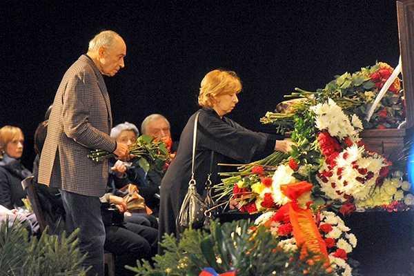 Актриса Лия Ахеджакова убеждена, что события на Донбассе подкосили здоровье Эльдара Рязанова