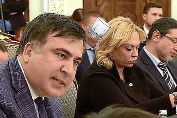 Сеть бурно отреагировала на ссору Авакова и Саакашвили. Фотожабы