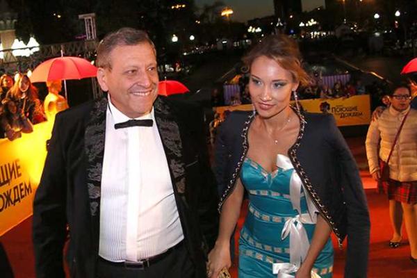 Режиссер Борис Грачевский предложил молодой возлюбленной стать его женой