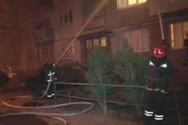 Ночной пожар в пятиэтажке во Львове забрал жизнь пенсионерки Ночной пожар в пятиэтажке во Львове забрал жизнь пенсионерки