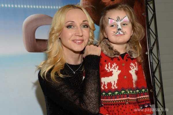 Певица Кристина Орбакайте уточнила для прессы, что ее дочь нельзя называть именем Клава