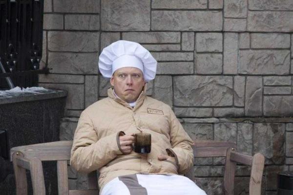 Актер комедийного сериала "Кухня" готовится к рождению первенца