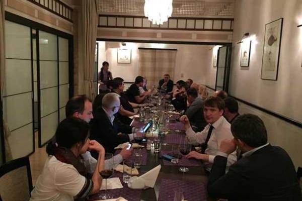 Саакашвили с нардепами-антикоррупционерами устроили заседание в... самом дорогом японском ресторане Киева