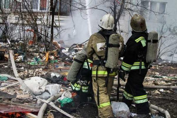 В российском Волгограде не исключают версию применения взрывного устройства при взрыве многоэтажного дома В российском Волгограде не исключают версию применения взрывного устройства при взрыве многоэтажного дома