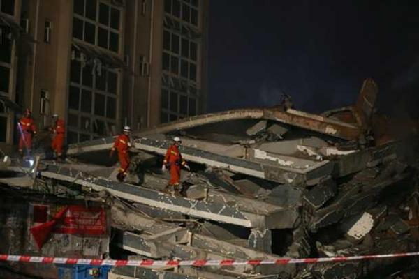 В Китае растет число пропавших без вести после масштабного оползня 