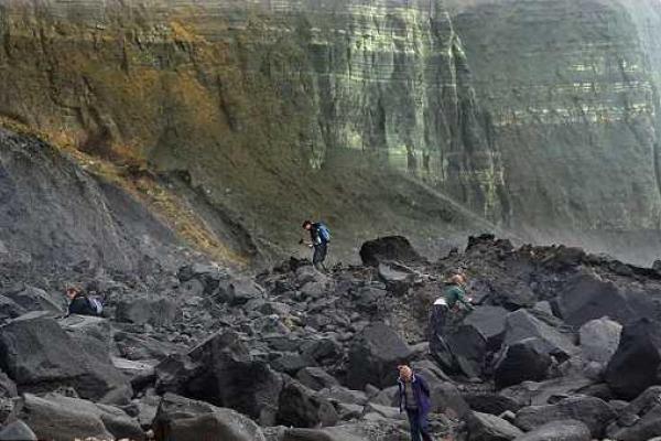 В Британию на раскопки съезжаются охотники за древними окаменелостями