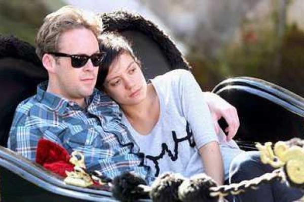Певица Лили Аллен рассталась с мужем-бизнесменом