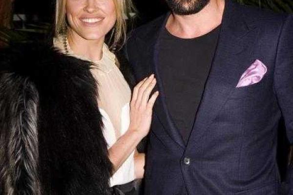 Герой первого сезона проекта "Холостяк" решил попрощаться с холостяцкой жизнью