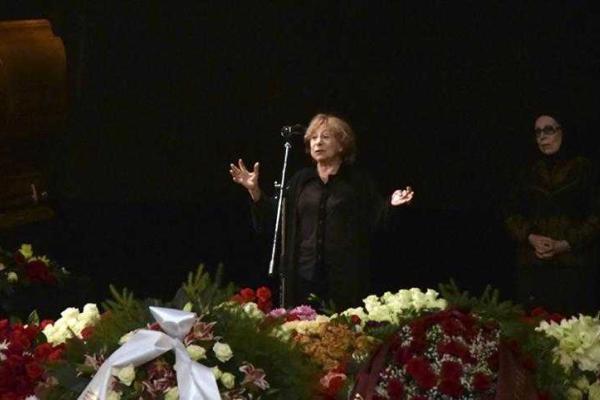 Актриса Лия Ахеджакова убеждена, что события на Донбассе подкосили здоровье Эльдара Рязанова