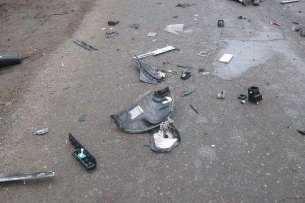 В Сеть попали фото искореженного взорванного авто боевика Дремова В Сеть попали фото искореженного взорванного авто боевика Дремова