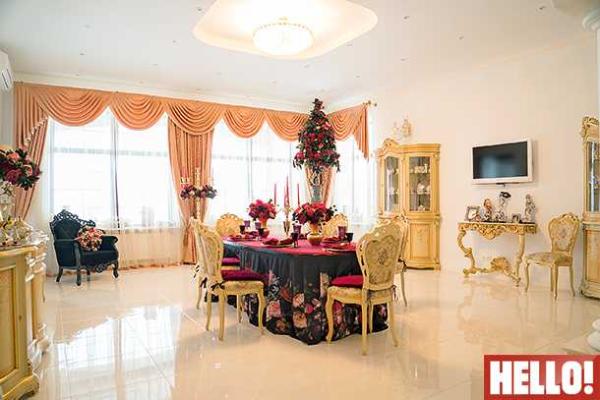 В Сети появились новые фотографии Филиппа Киркорова с детьми