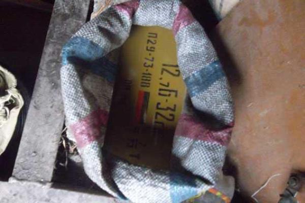 В одном из гаражей Артемовска был обнаружен арсенал боеприпасов В одном из гаражей Артемовска был обнаружен арсенал боеприпасов