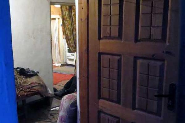 На Донетчине по "горячим следам" полиция задержала женщину-убийцу На Донетчине по "горячим следам" полиция задержала женщину-убийцу