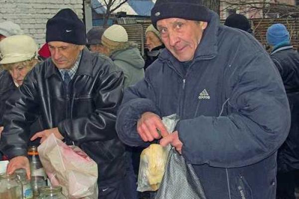 Голод, нищета и "русский мир" оккупированного Луганска глазами журналиста