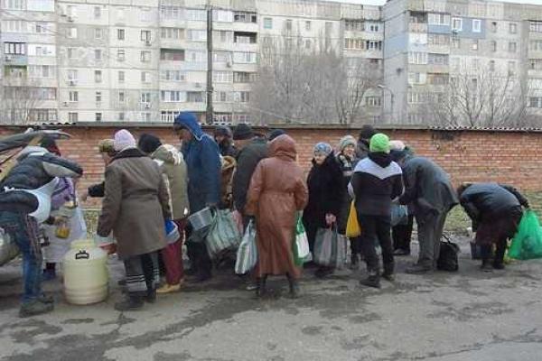 Голод, нищета и "русский мир" оккупированного Луганска глазами журналиста