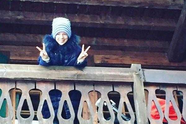 Наталья Подольская с семьей отдыхает на курорте в Альпах